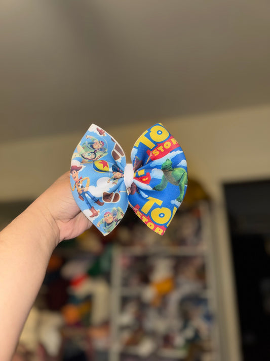 Story bow