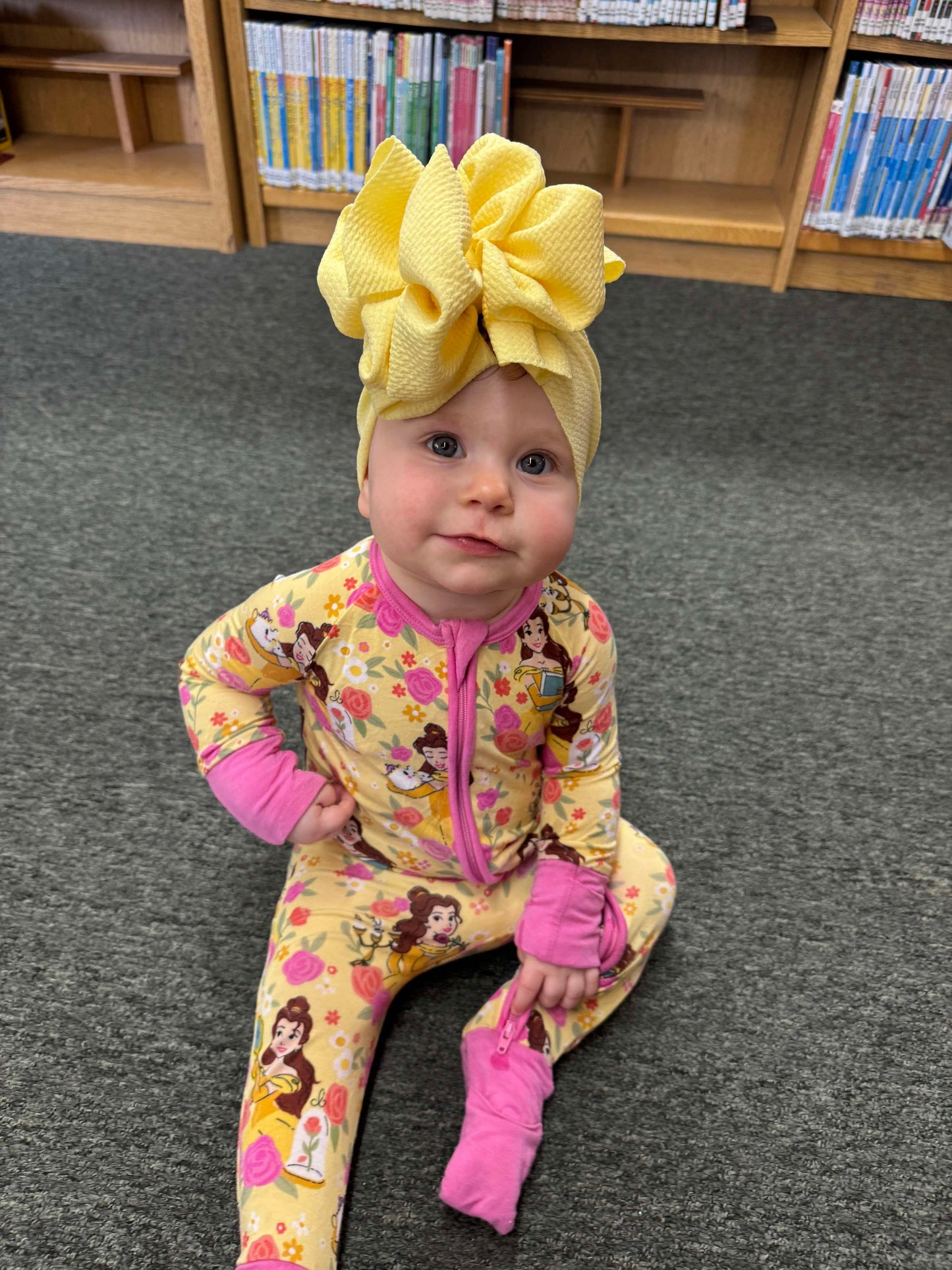 Pale yellow bow