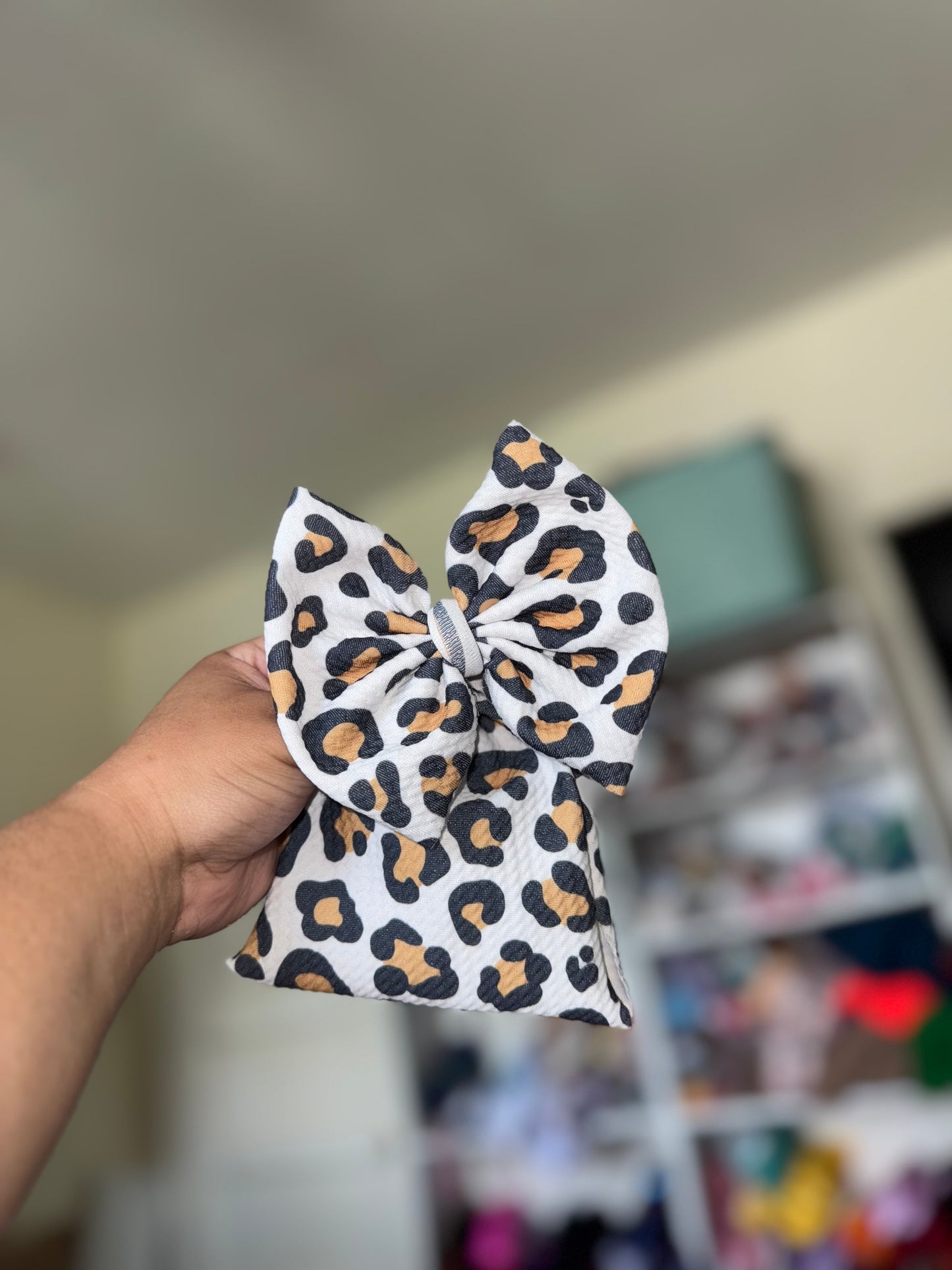 Cheetah bullet bow