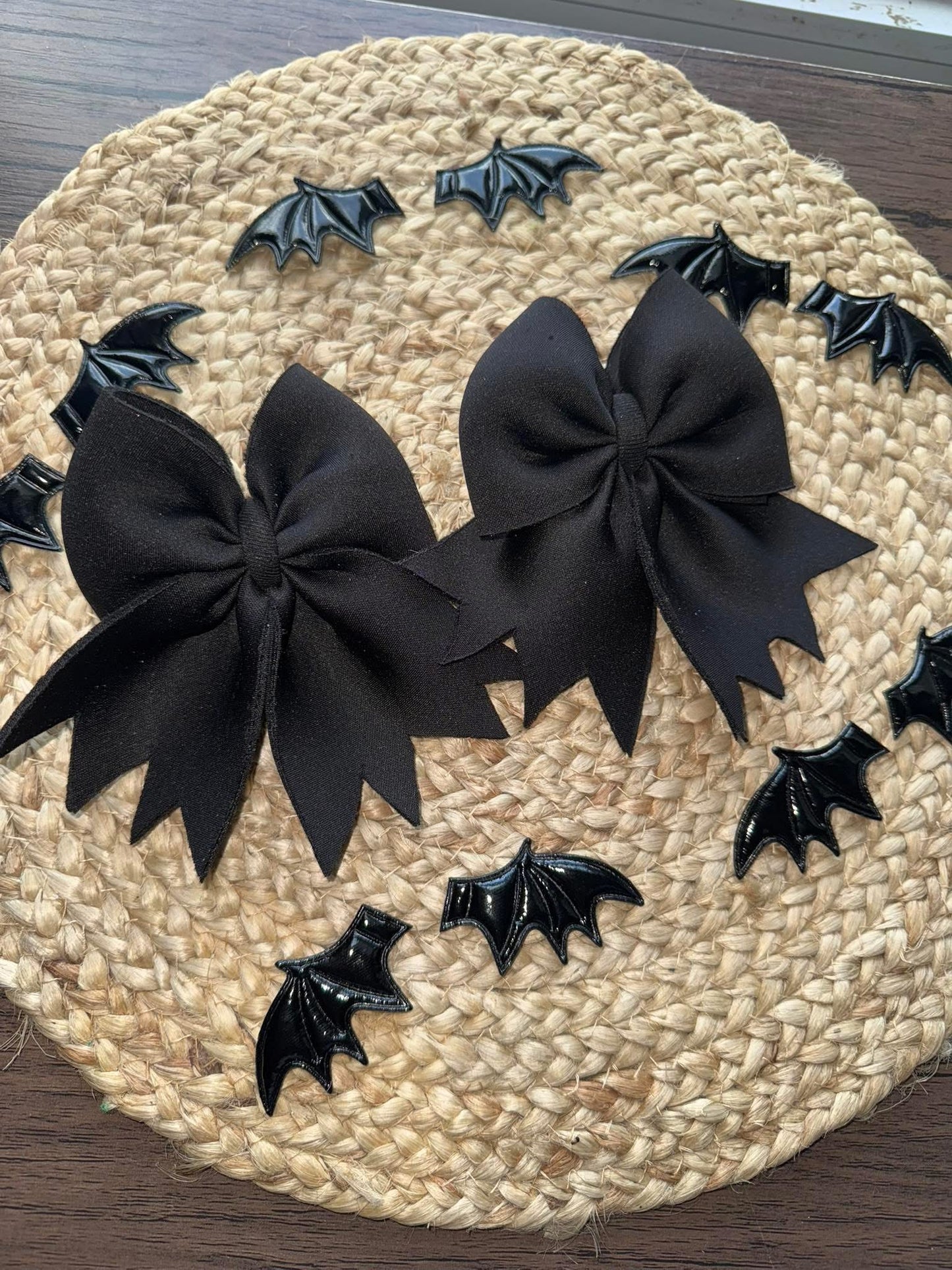 Sailor bat bow