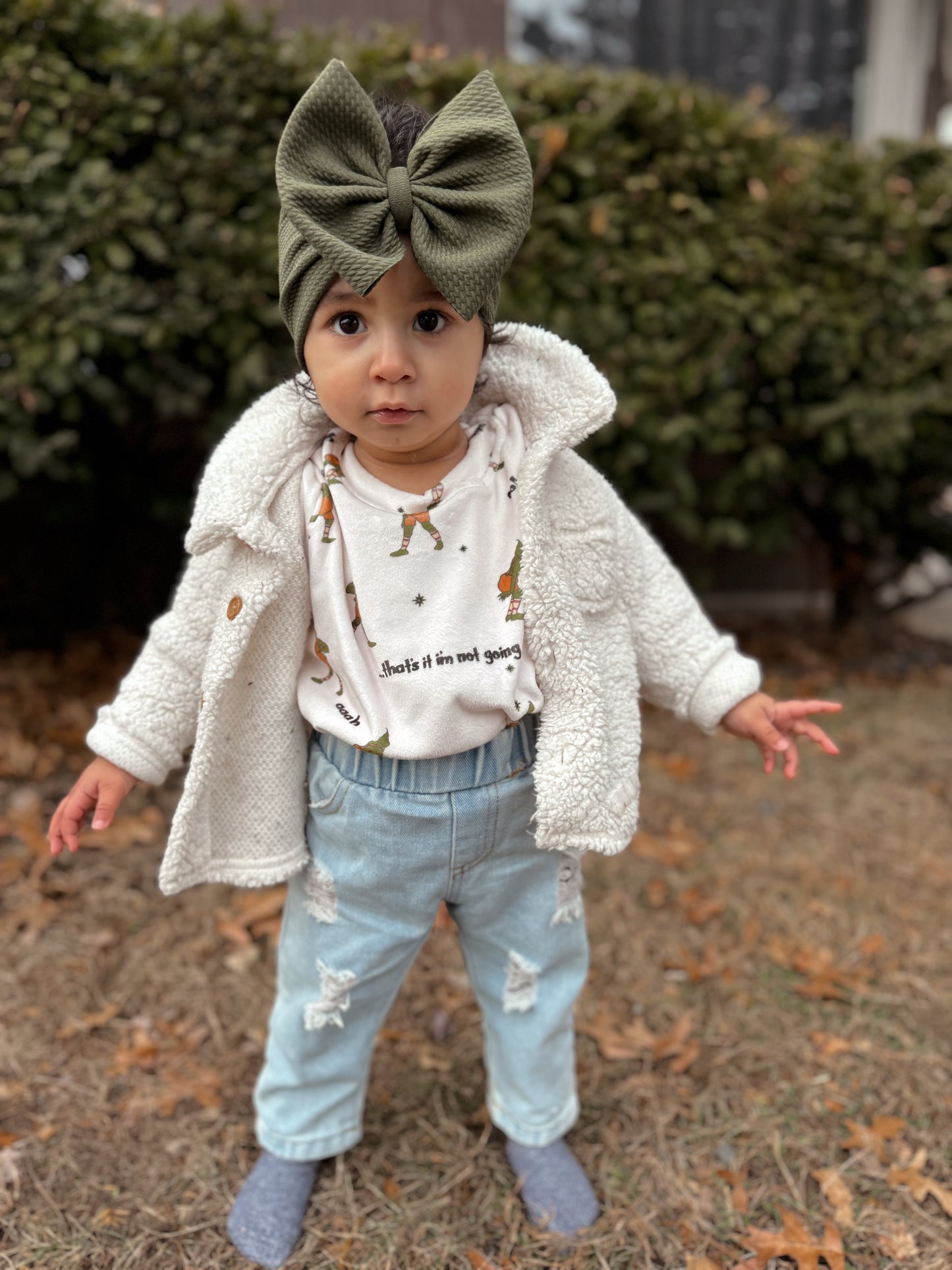 Dark olive green bow