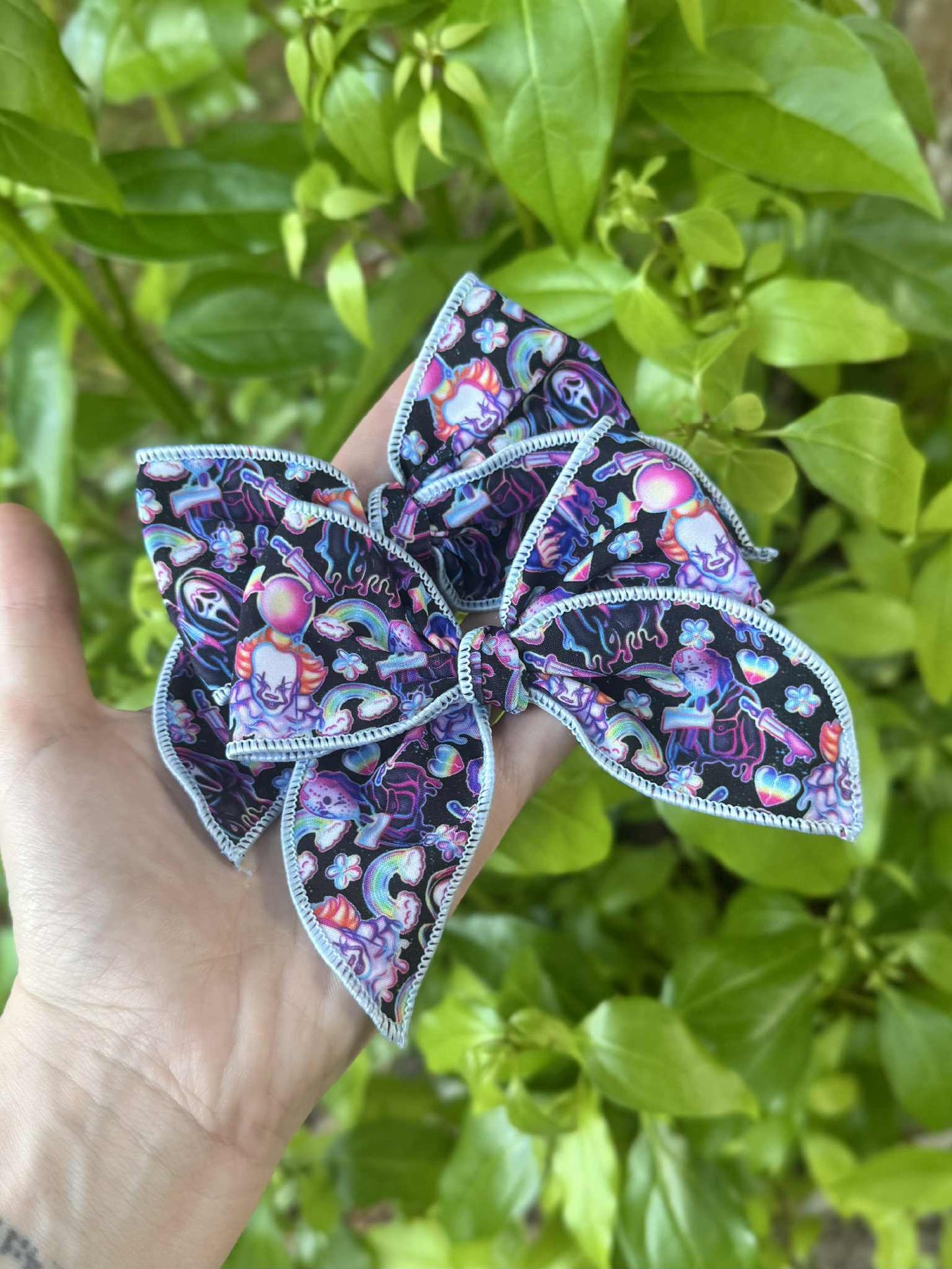 Horror bows