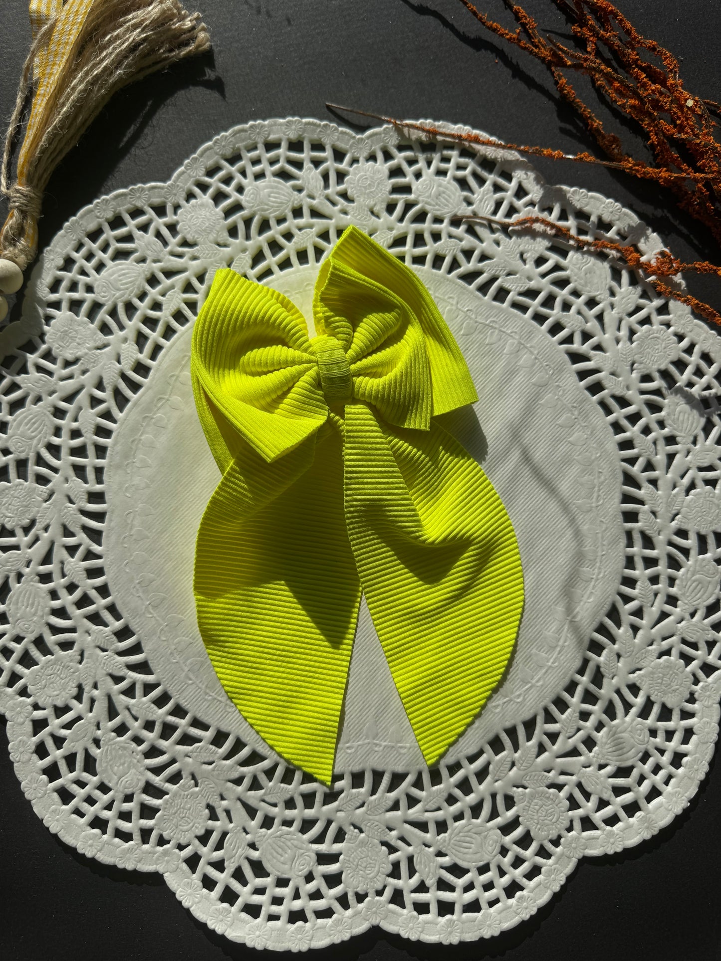 Neon yellow ribbed swim bow