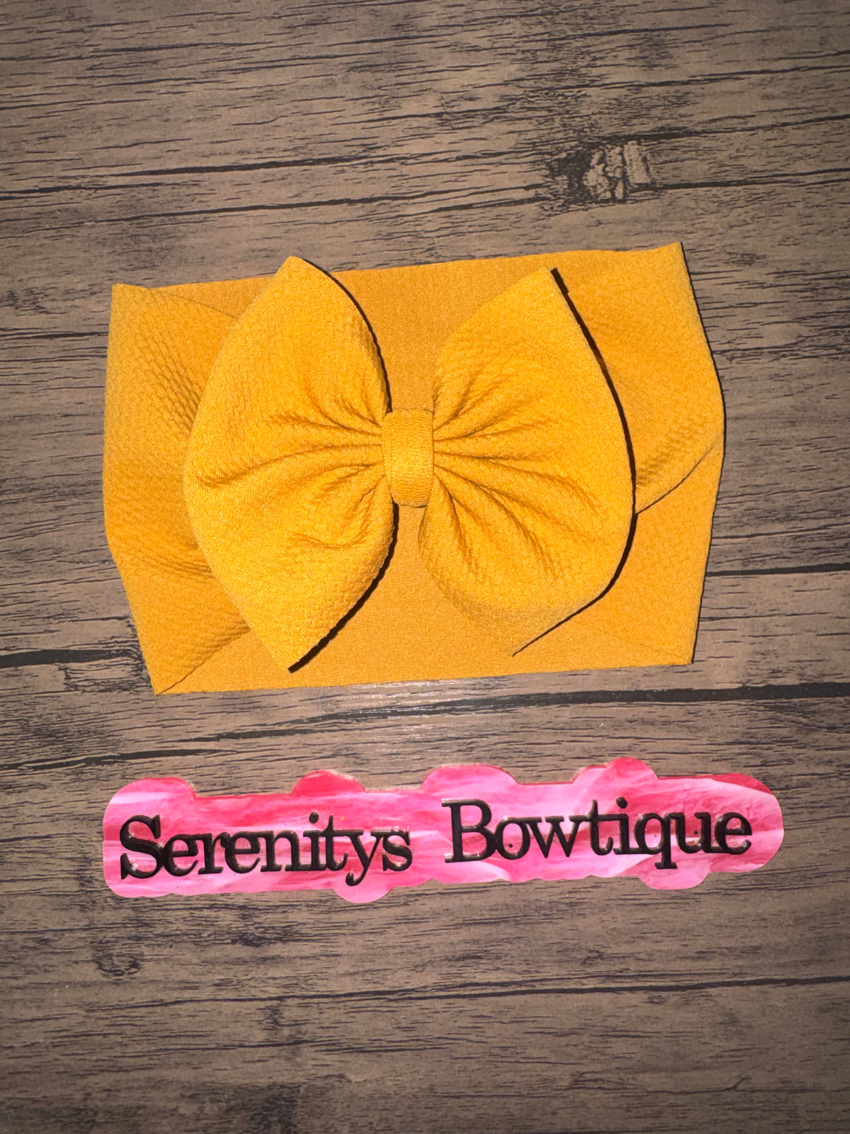 Mustard bow