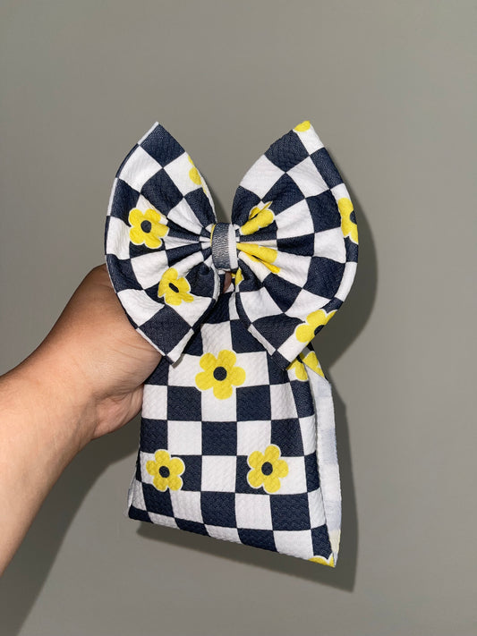 Flower checkered bow