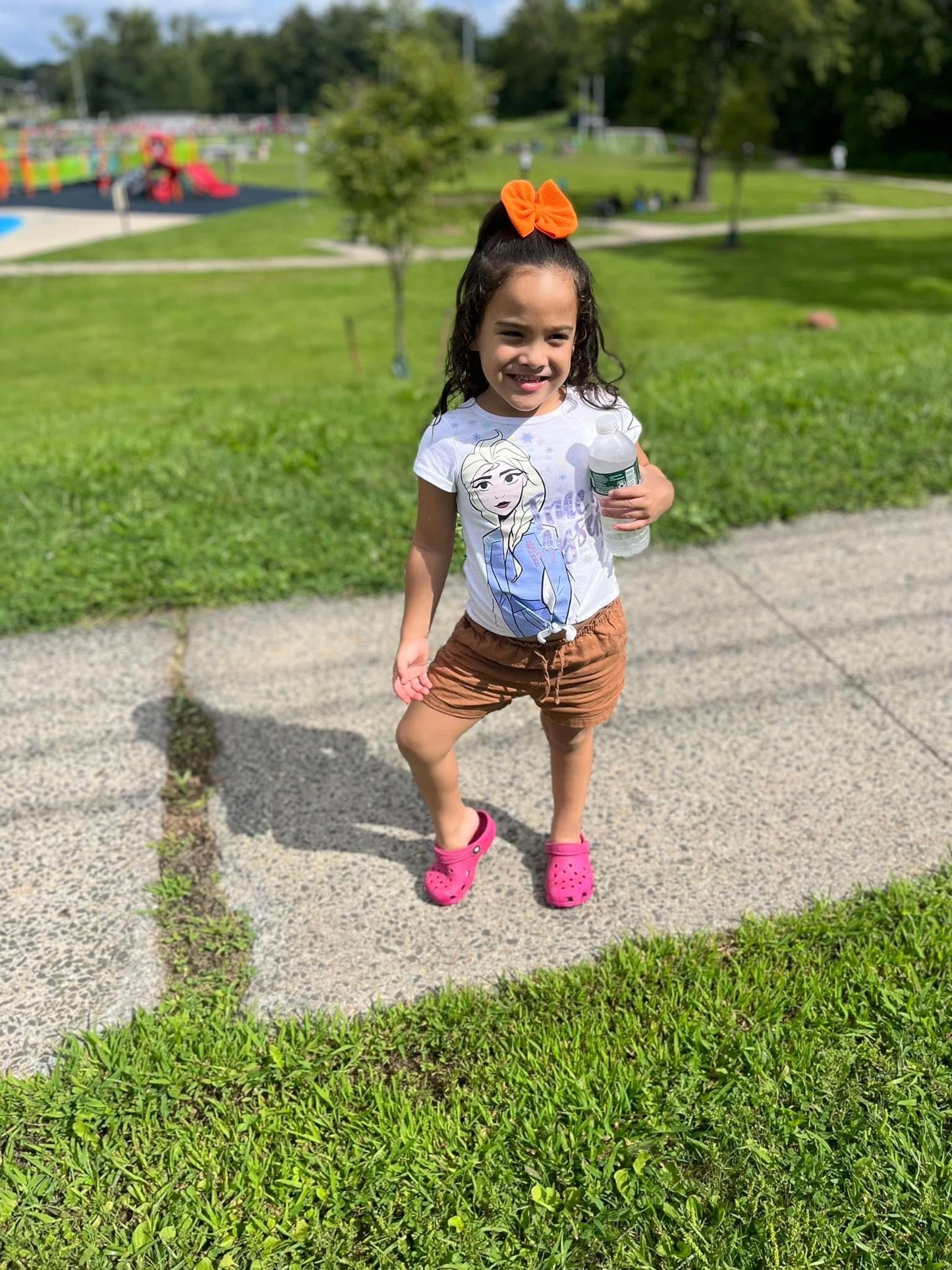 Orange bow