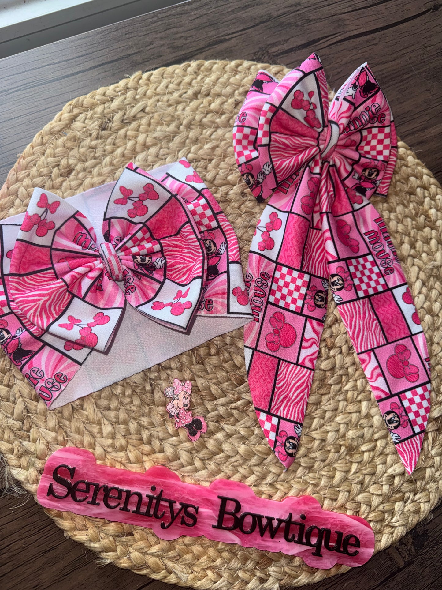 Girly mouse bow