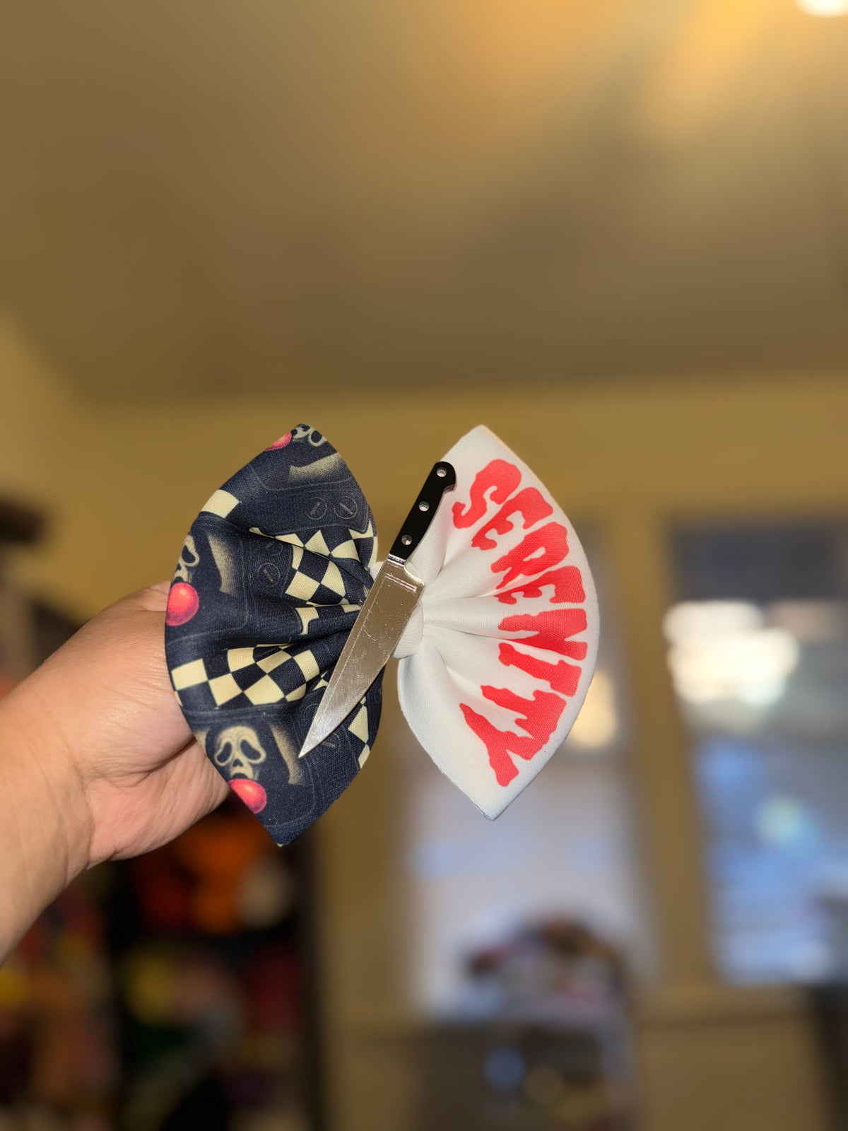 Killer bubblegum bow
