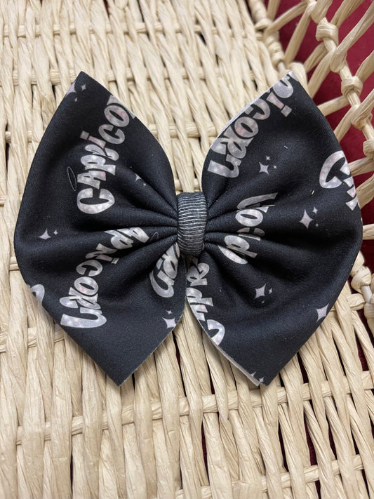 Capricorn zodiac bow βοΈ