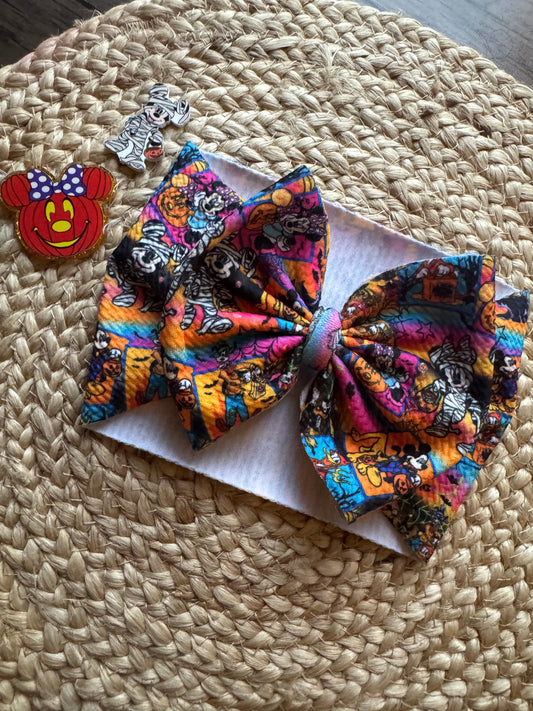 Scary mouse and friends bow
