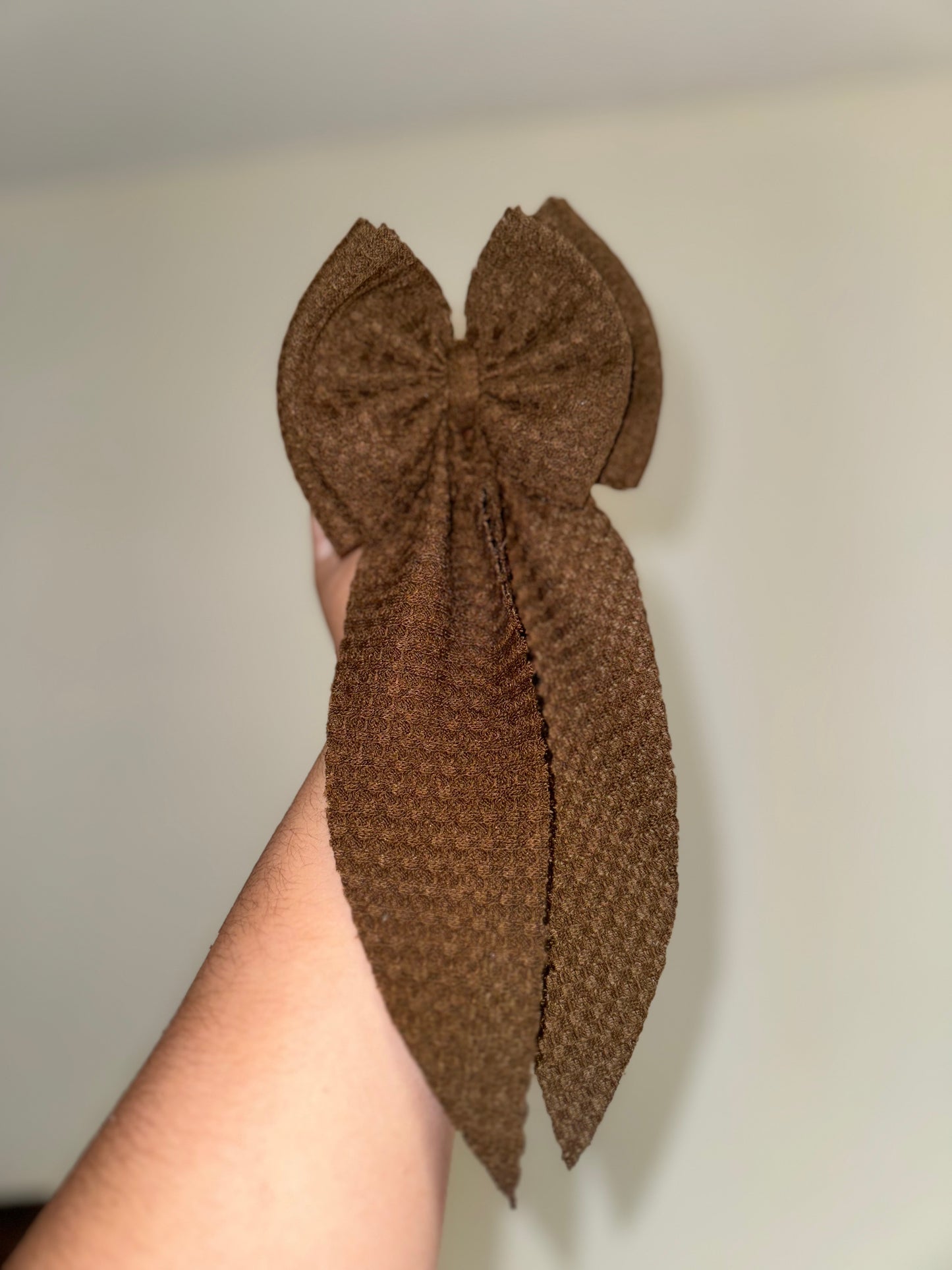 Brown waffle bow