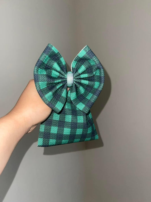 Green buffalo plaid bow