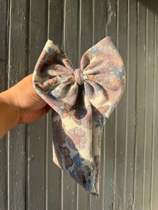 Sunflower butterfly distressed bow