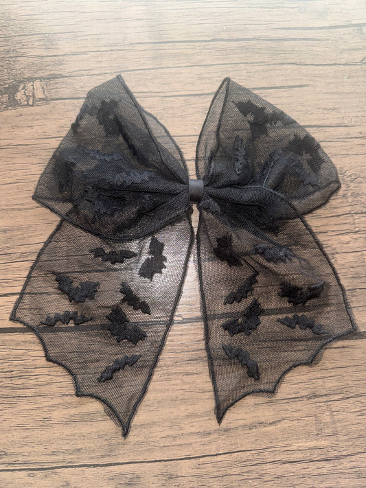 Mesh bat sailor