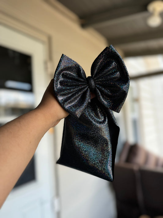 Black holo bow