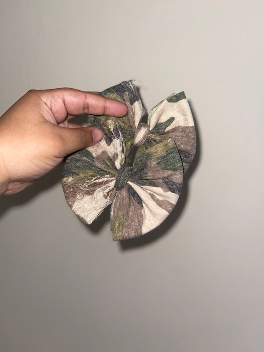 Distressed army bow