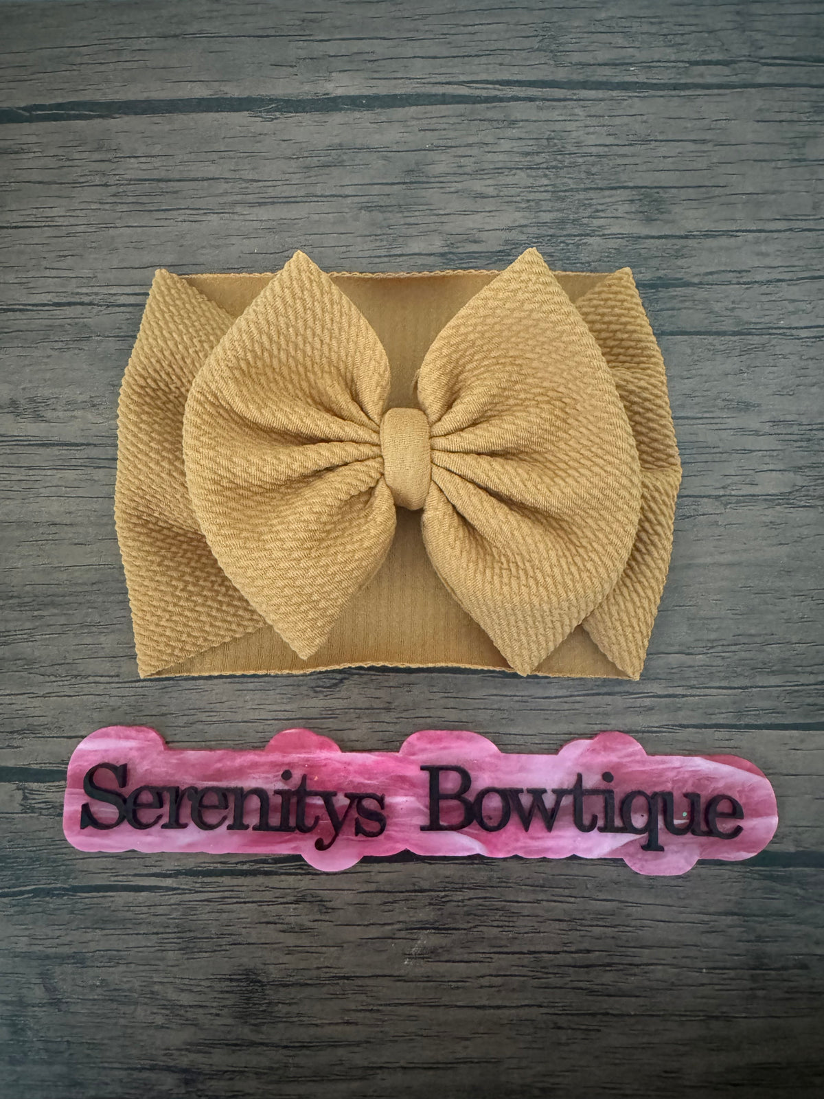Caramel bow