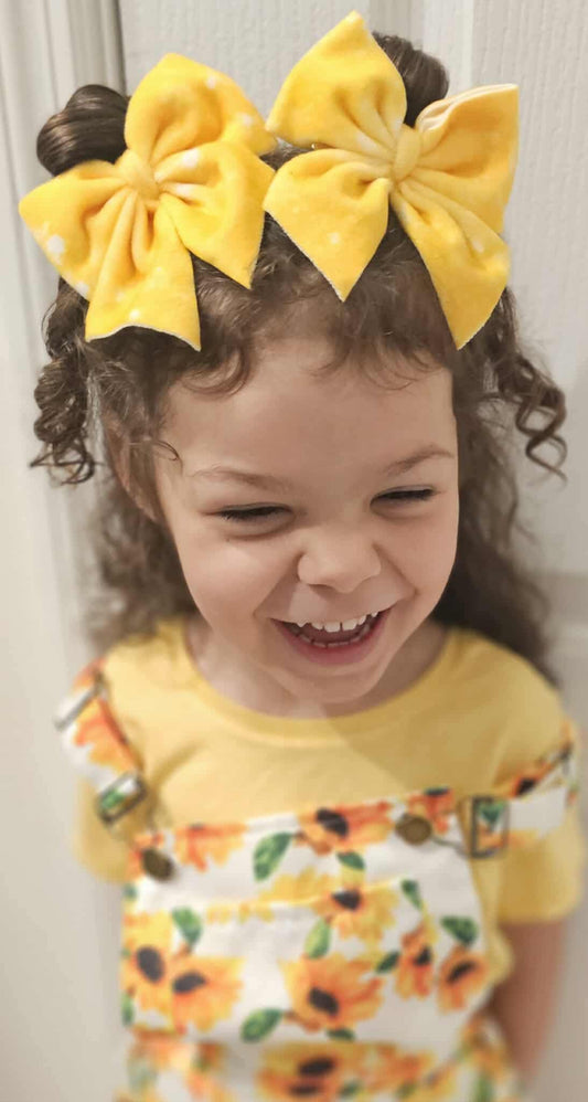 Yellow acid wash velvet bow