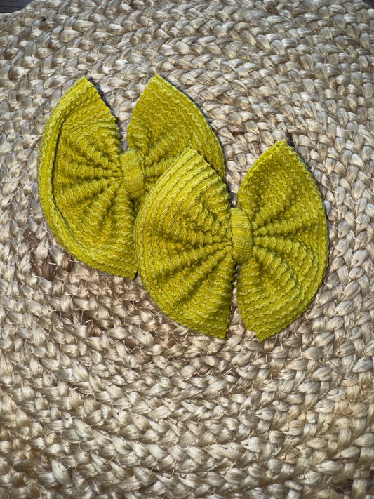 Neon Olive green waved bow
