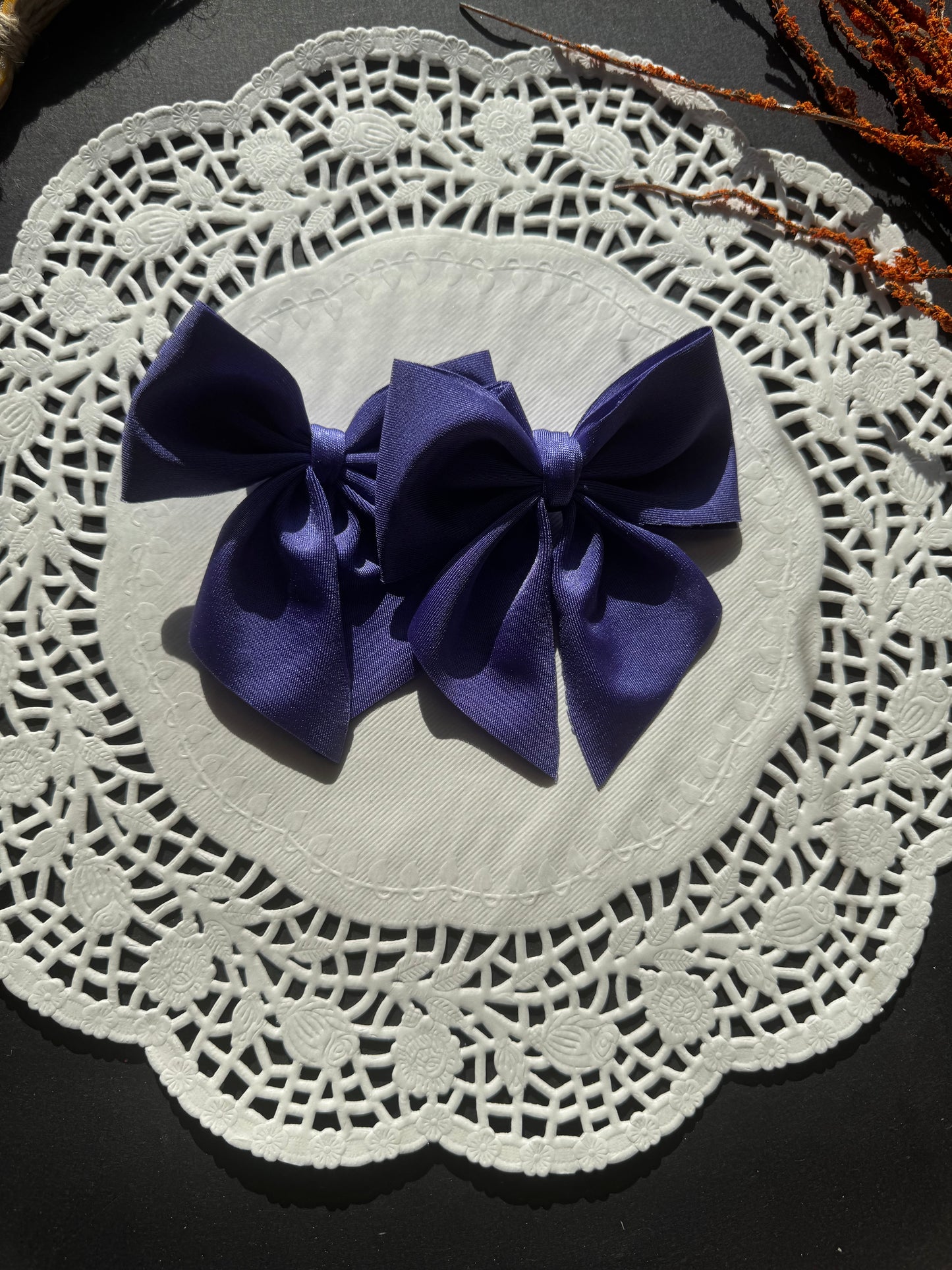 Periwinkle swim bow