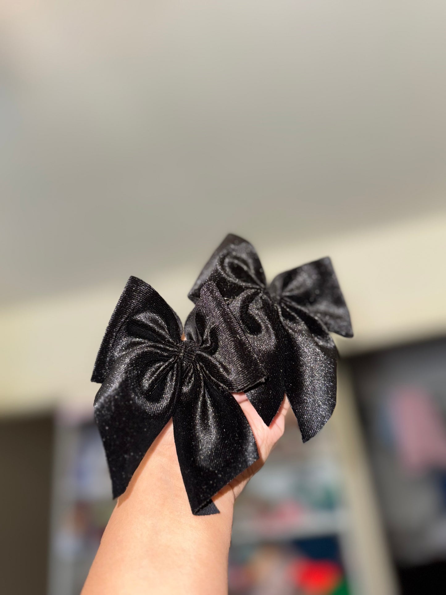 Black velvet bow