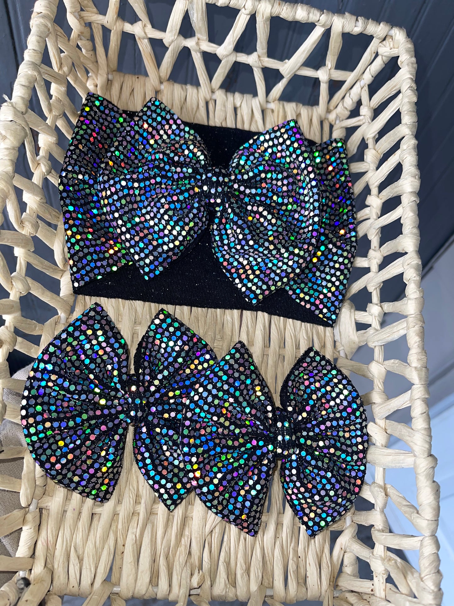 Black glam bow